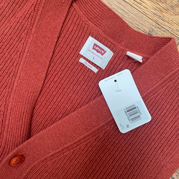 NWT Levi’s Rincon Button-Down Sweater Vest - Picture 9 of 12